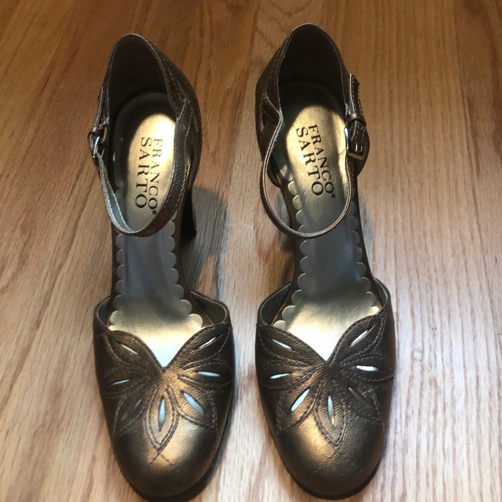 Franco Sarto leather heels!